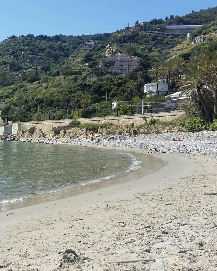 086 - Sunshine Home, 5 Minuti Dalla Spiaggia - Parcheggio Privato Gratis Incluso Ospedaletti Zewnętrze zdjęcie